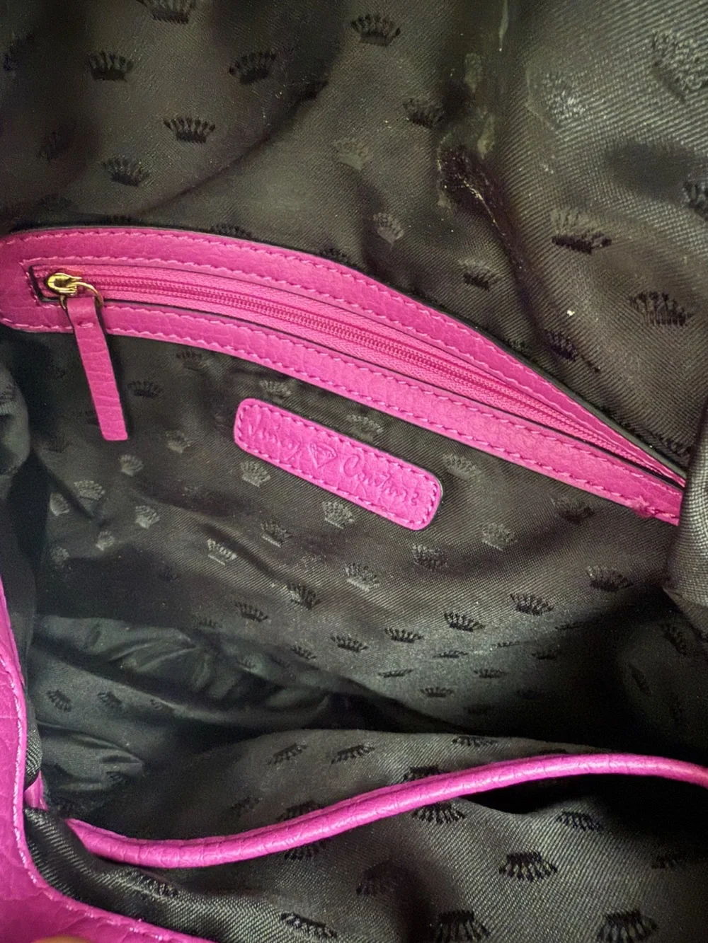 Juicy Couture Greta Flap Crossbody Bag Fuchsia Pink Gold Chain Y2K Hobo Purse